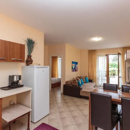 Aparthouse Paradise Bay *