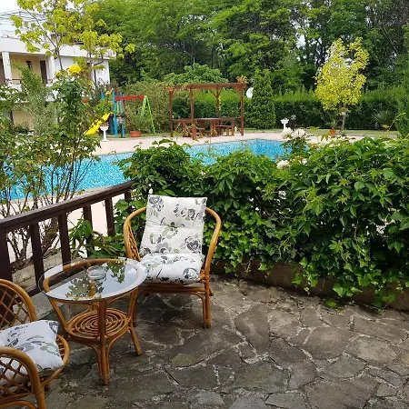 Aparthouse Paradise Bay * Szozopol