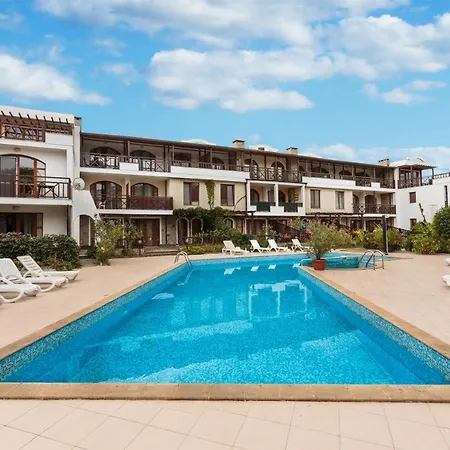 Aparthouse Paradise Bay Apartman