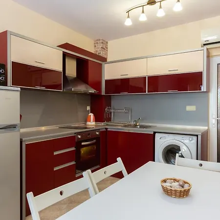Aparthouse Paradise Bay Apartamento *