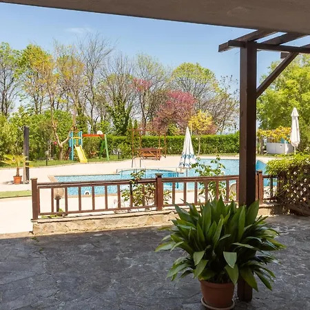 Apartment Aparthouse Paradise Bay