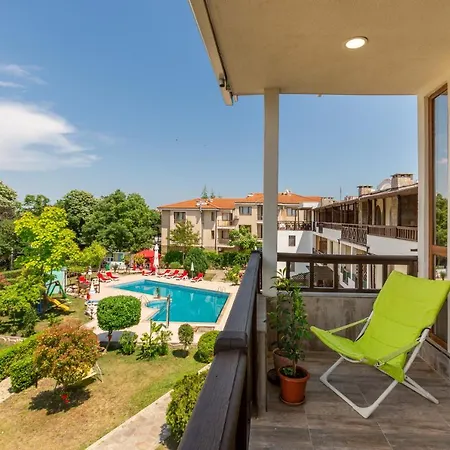 Aparthouse Paradise Bay Apartment Sozopol