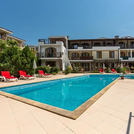 Aparthouse Paradise Bay