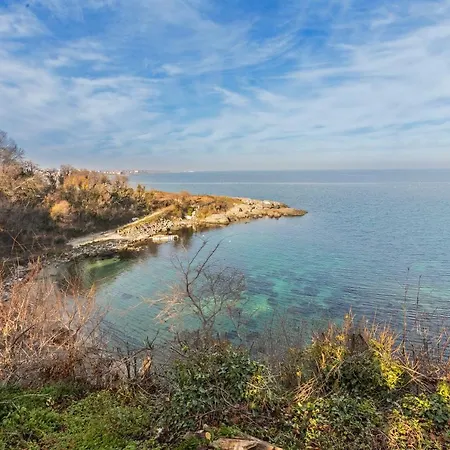 Aparthouse Paradise Bay *