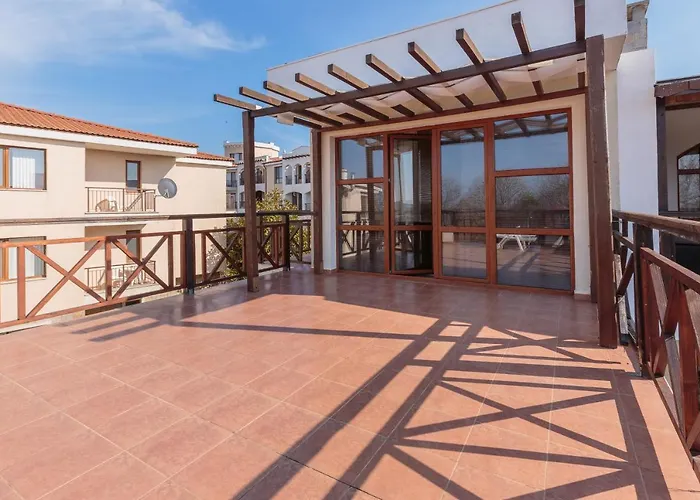 Aparthouse Paradise Bay * Σωζόπολη