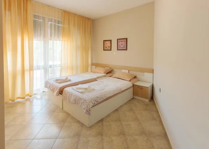 Aparthouse Paradise Bay Σωζόπολη